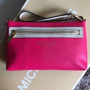Michael Kors Wristlet